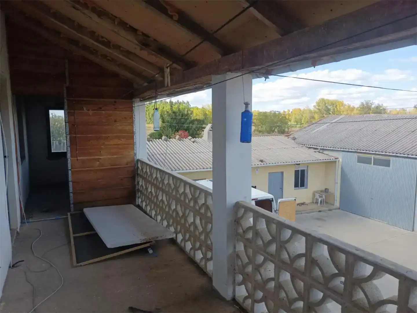 Terraza de Casa o chalet en venta en Villamontán de la Valduerna con Jardín privado, Trastero y Amueblado