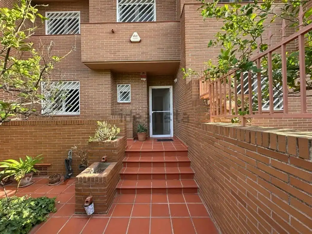 Exterior view of Detached homes for rent in Alicante / Alacant  with Air Conditioner, Heating and Private garden