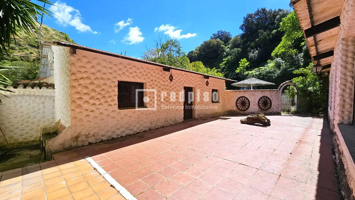 Vista exterior de Casa o chalet en venta en Arriate con Calefacción, Jardín privado y Terraza