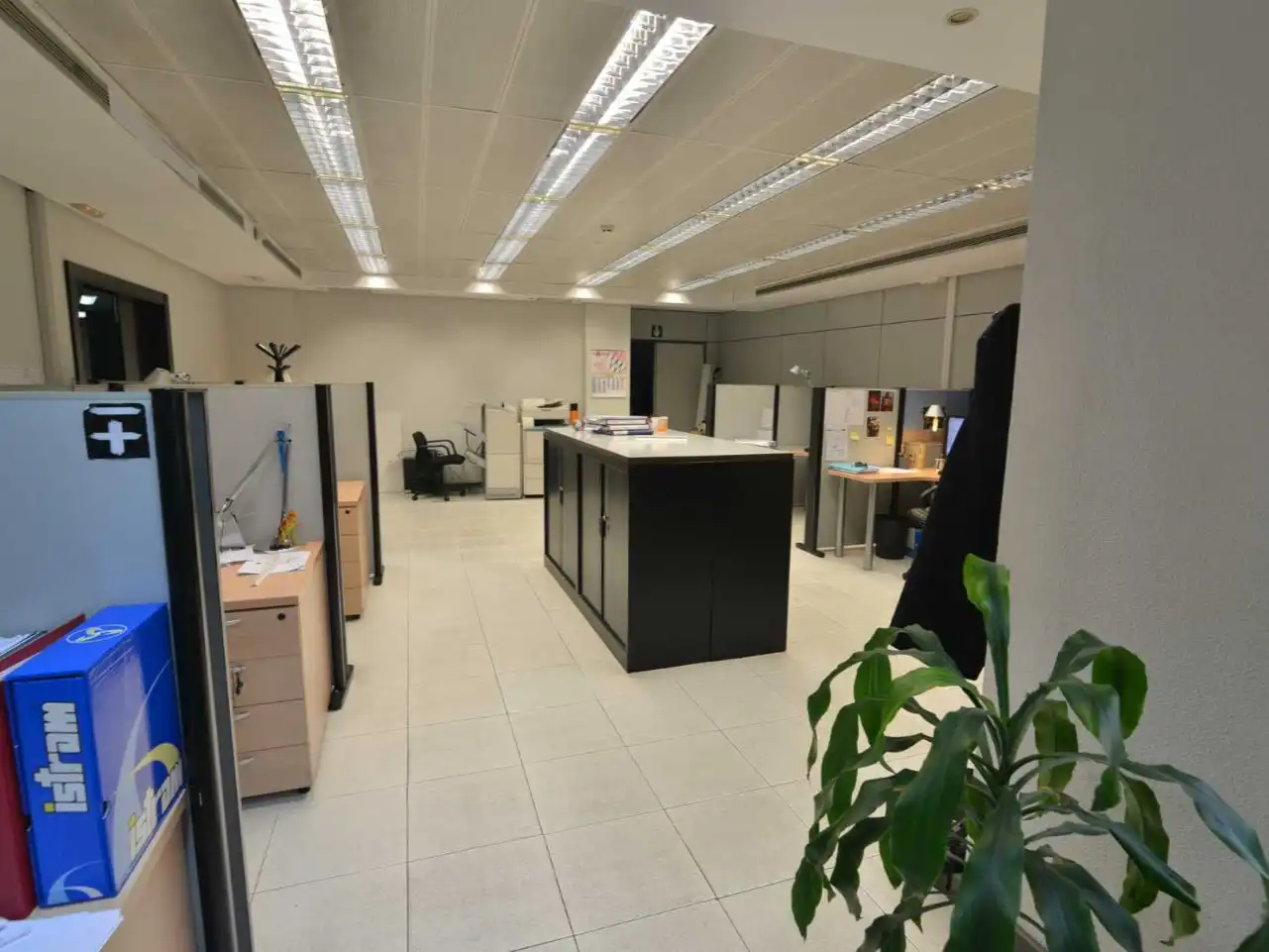 Oficina en venda en Valencia amb Aire condicionat, Internet i Alarma