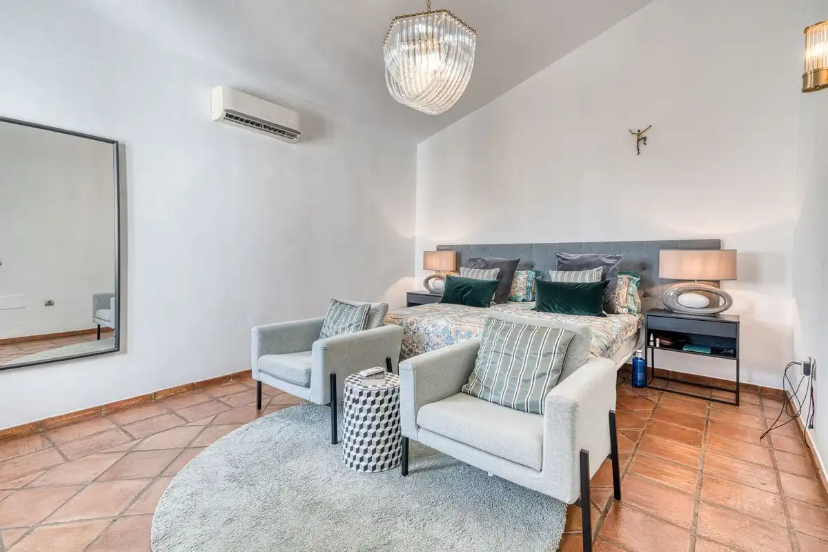 Dormitori de Casa o xalet en venda en Casares amb Aire condicionat, Jardí privat i Terrassa