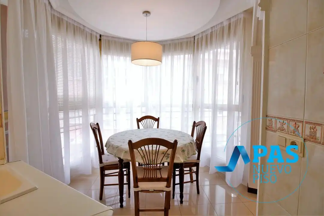 Comedor de Piso en venta en Santander con Calefacción, Terraza y Trastero