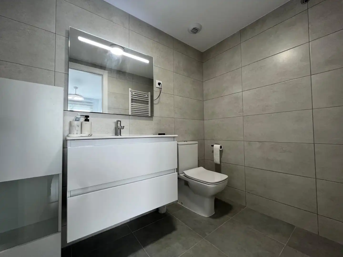 Ground floor with pool for sale in Carrer De Múrcia 143, imagen 12