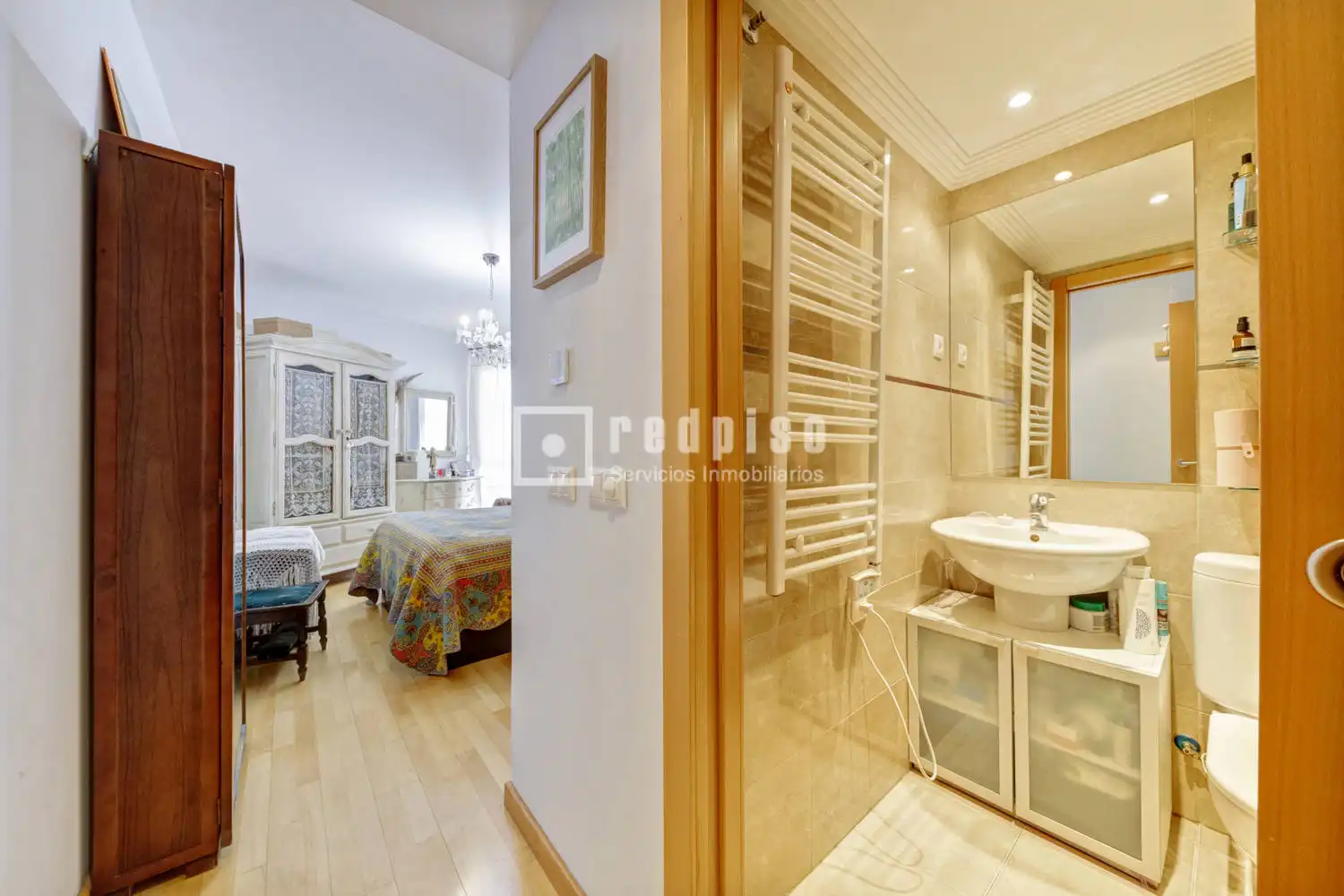 Schlafzimmer von Wohnung zum Verkauf in Boadilla del Monte mit Klimaanlage, Heizung und Privatgarten
