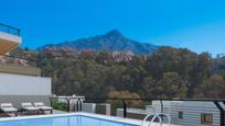 Piscina de Àtic en venda en Marbella amb Terrassa, Piscina i Piscina comunitària
