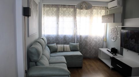 Foto 2 de Piso en venta en Los Castillejos - La Trinidad, Málaga Capital