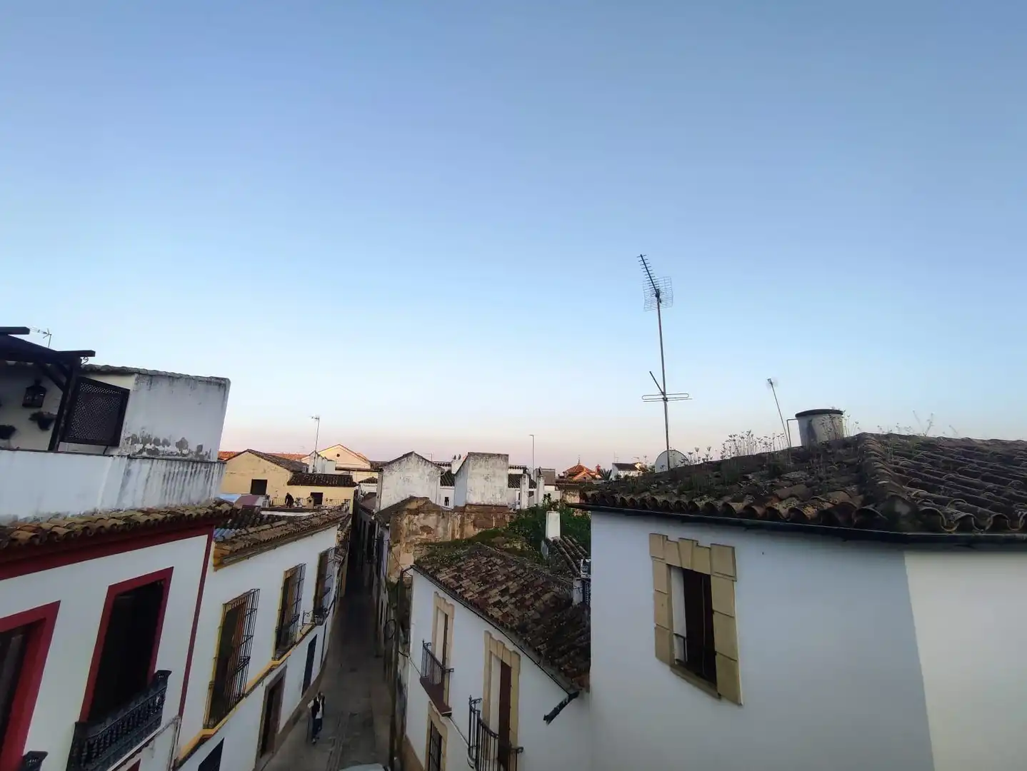 Exterior view of Houses for sale in Córdoba  with Air Conditioner, Terrace and Balcony