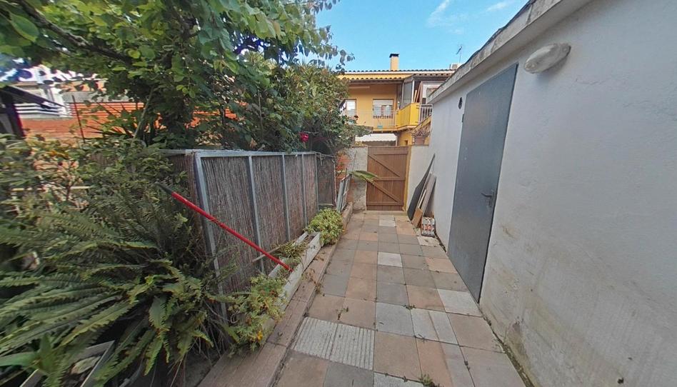 Foto 1 de Casa adosada en venda a Mont-ras, Girona