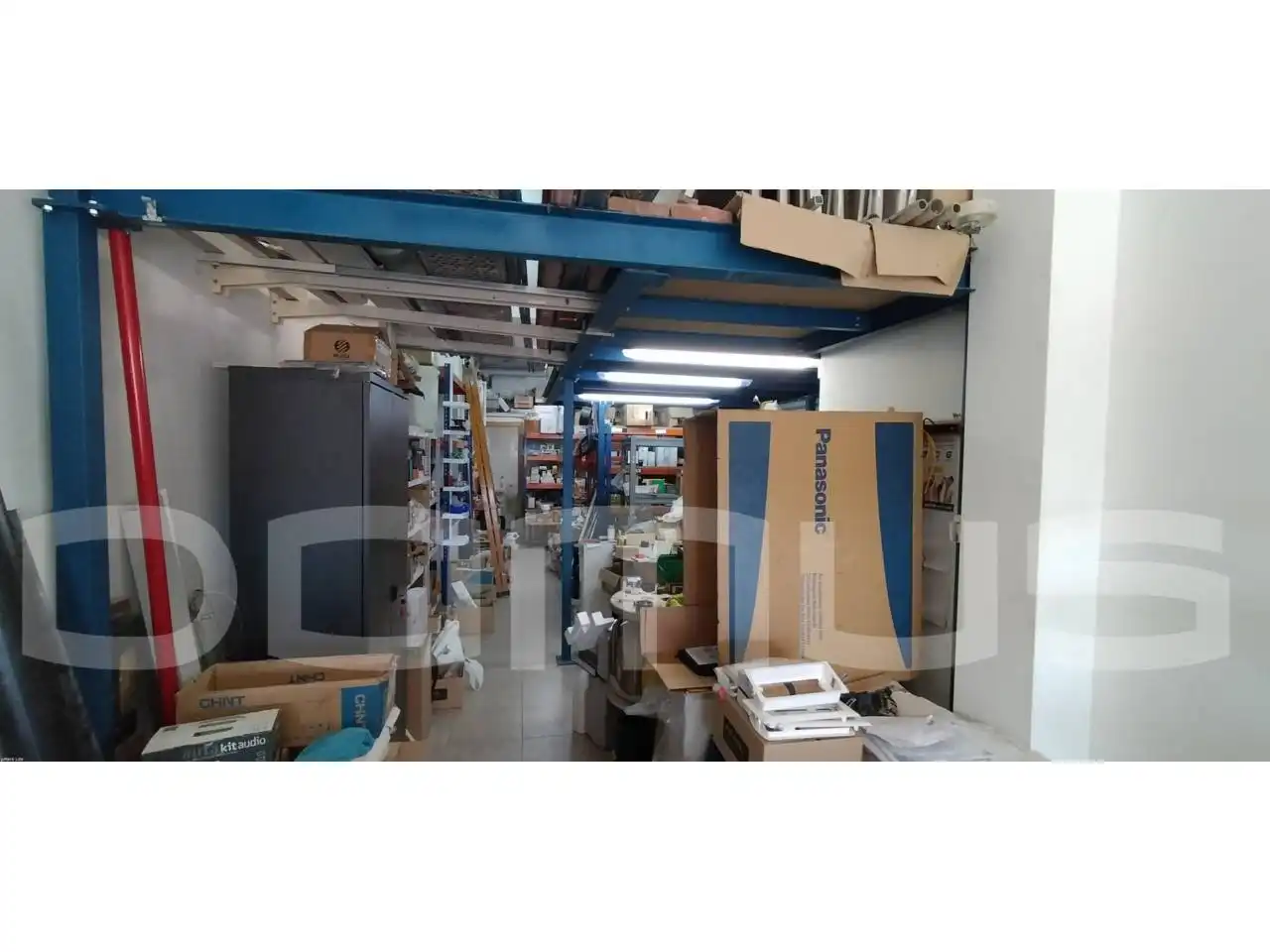 Local comercial en venta en Sant Vicenç Dels Horts