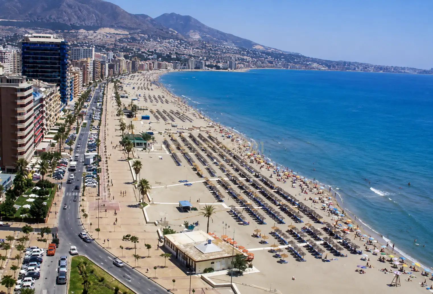 Vista exterior de Planta baixa en venda en Fuengirola amb Aire condicionat, Forn i Rentadora