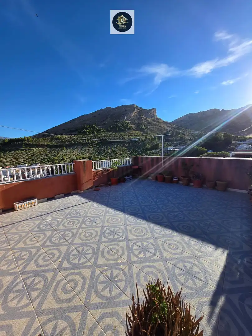 Terrassa de Casa o xalet en venda en Jaén amb Traster