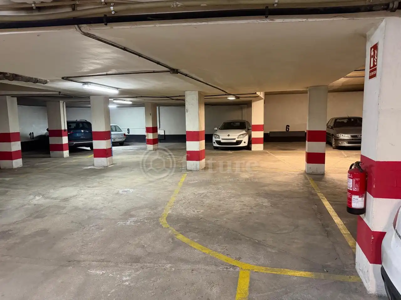 Parking of Flat for sale in Salamanca  with Heating, Parquet flooring and Terrace