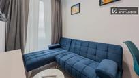 Sala d'estar de Pis de lloguer en L'Hospitalet de Llobregat amb Aire condicionat, Calefacció i Moblat