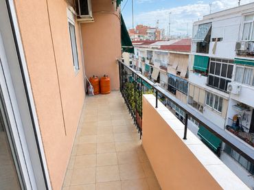 Appartamento con balcone in affitto a Calle Maestro Luis Torregrosa