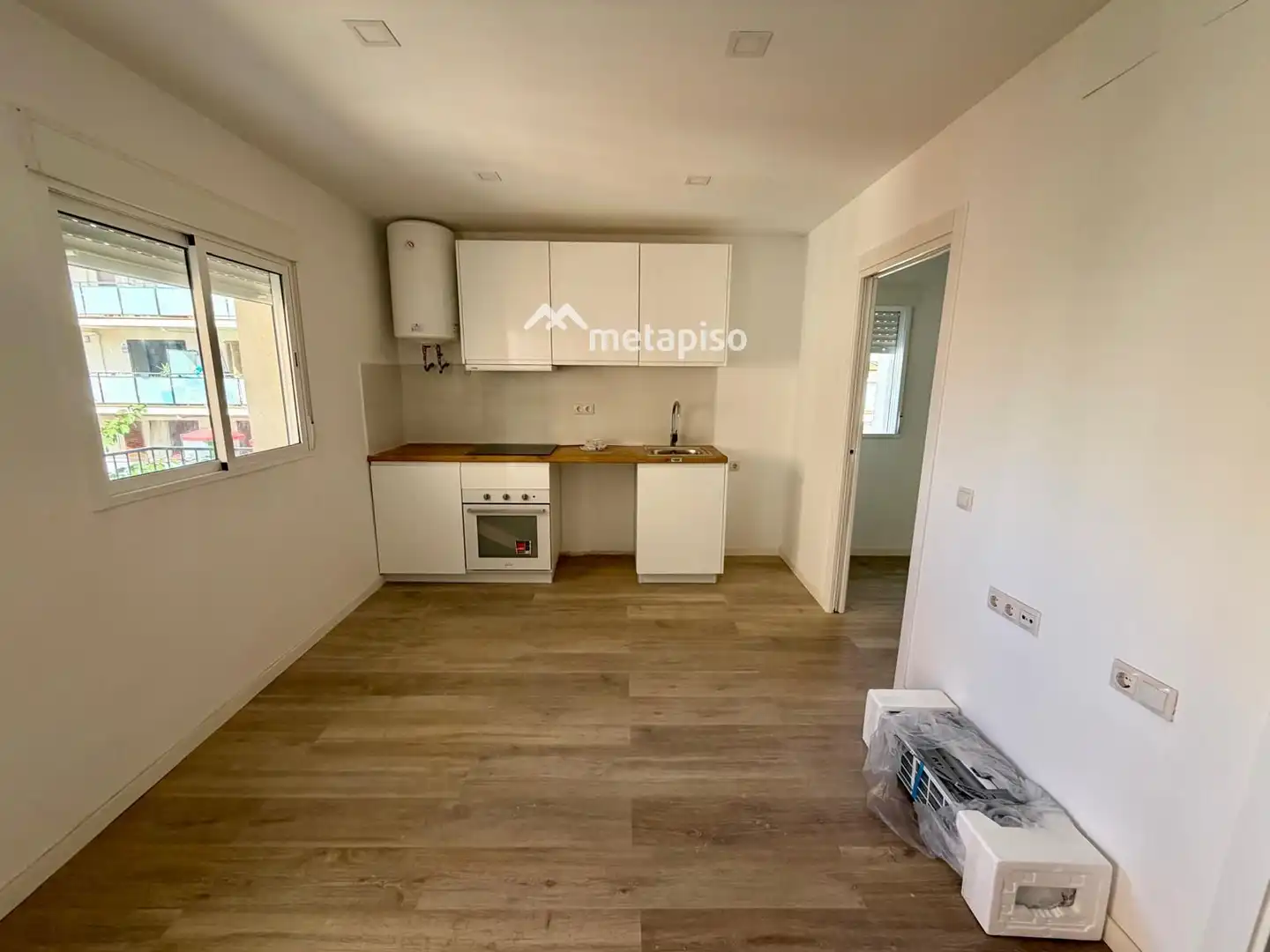 Flat for sale in ANTONIO GAUDI, imagen 3