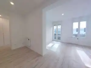 Living room of Apartments for rent in Madrid  with Heating, Parquet flooring and Washing machine