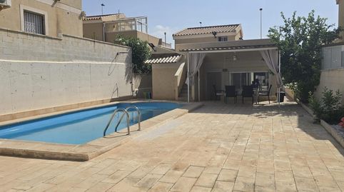 Villa tipo Dúplex con piscina privada, amplio jardín y solárium con vistas al mar, en El Alamillo, Puerto de Mazarrón, image 3
