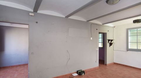 Foto 2 de Piso en venta en Av Nicaragua, Olot, Girona