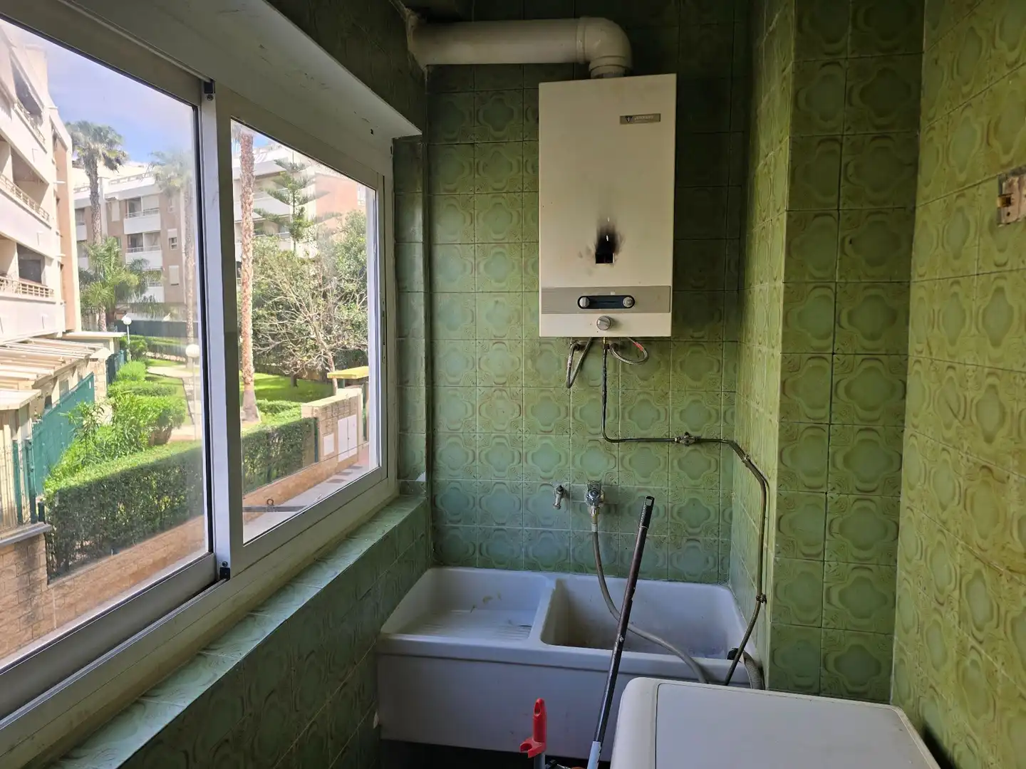 Bathroom of Flat for sale in L'Alfàs del Pi