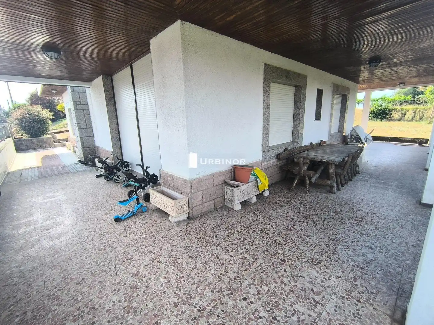 Casa rústica amb terrassa en venda a Amoeiro, imagen 33