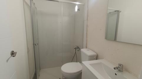 Photo 4 of Flat to share in Calle de San Antón, Casco Antiguo, Navarra