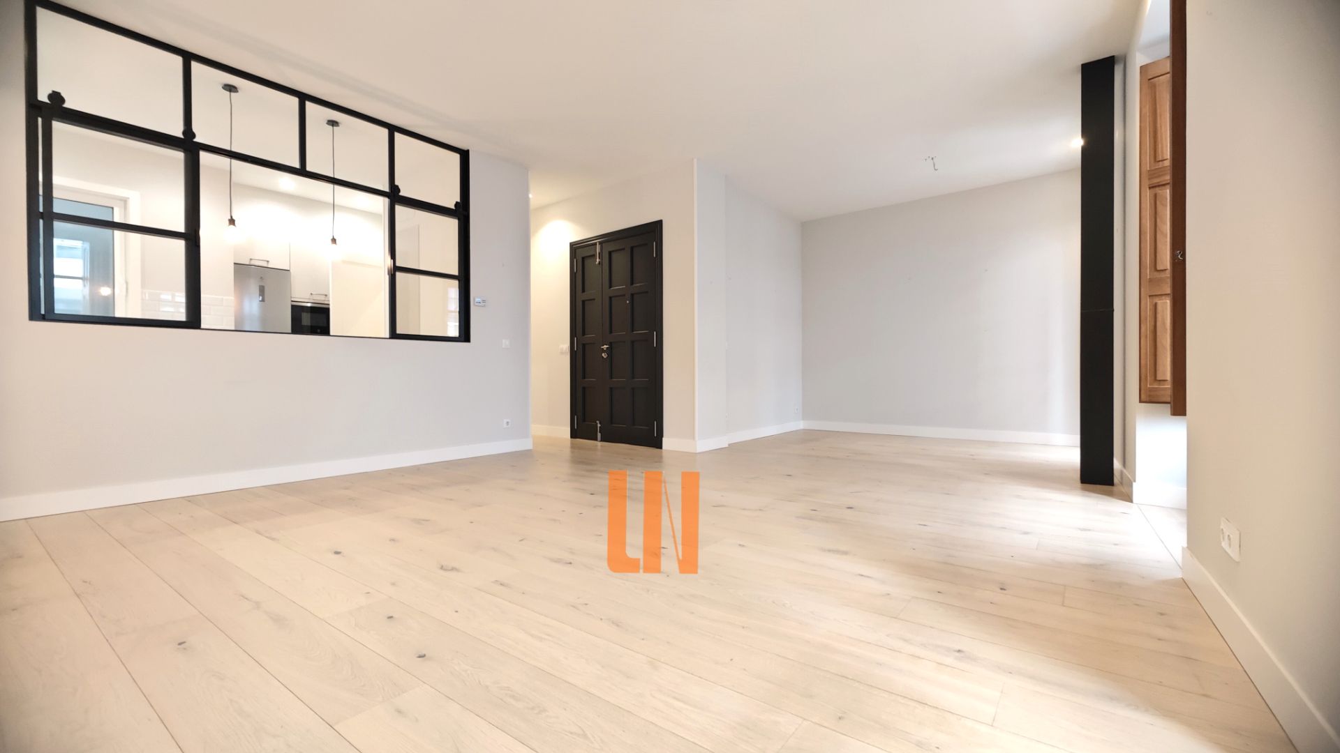 Sala d'estar de Pis en venda en A Coruña Capital  amb Calefacció, Terrassa i Traster