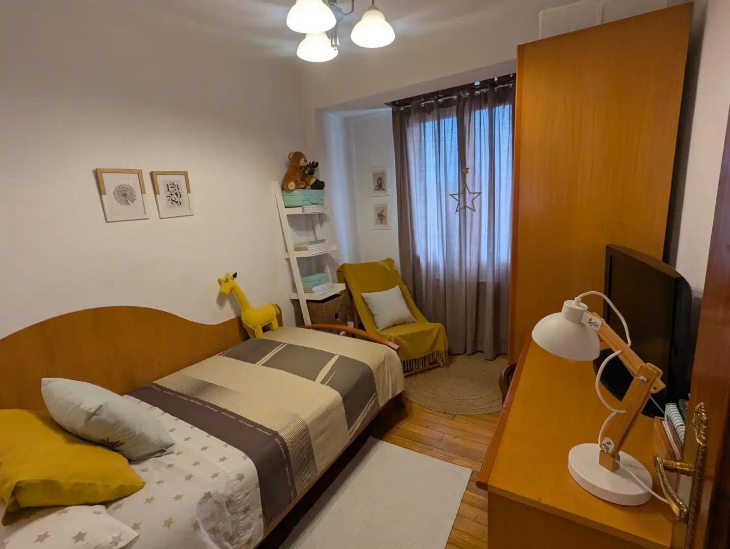 Habitación de Piso en venta en Amorebieta-Etxano con Calefacción, Trastero y Amueblado