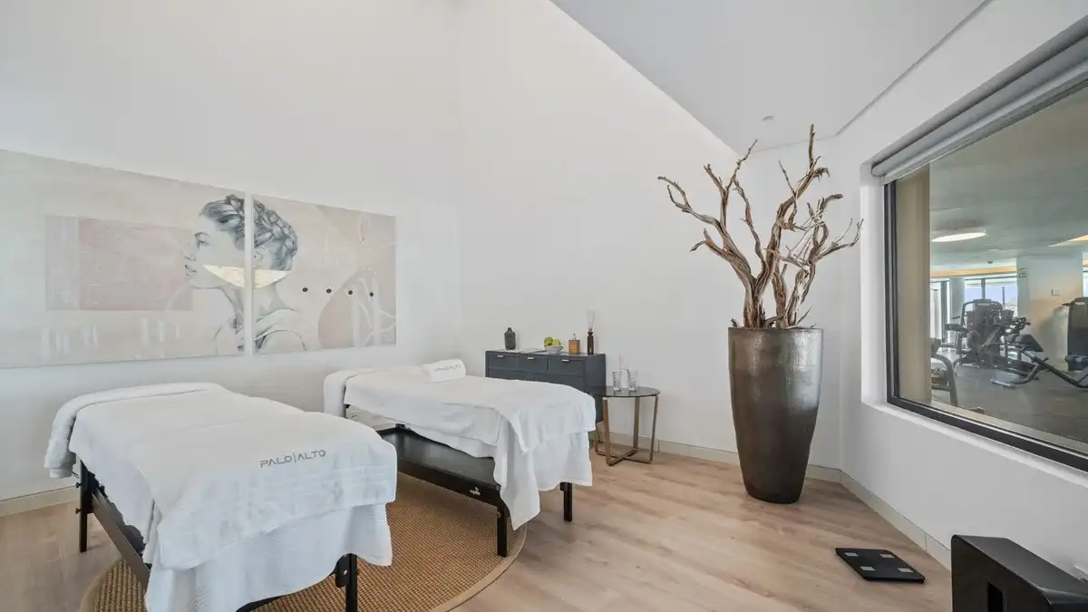 Habitación de Piso en venta en Marbella con Terraza y Piscina