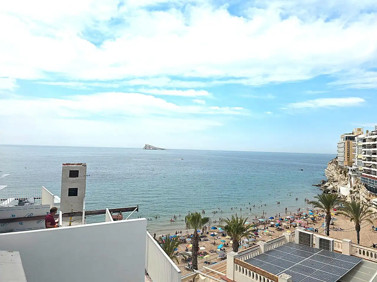 Vista exterior de Àtic en venda en Benidorm amb Terrassa