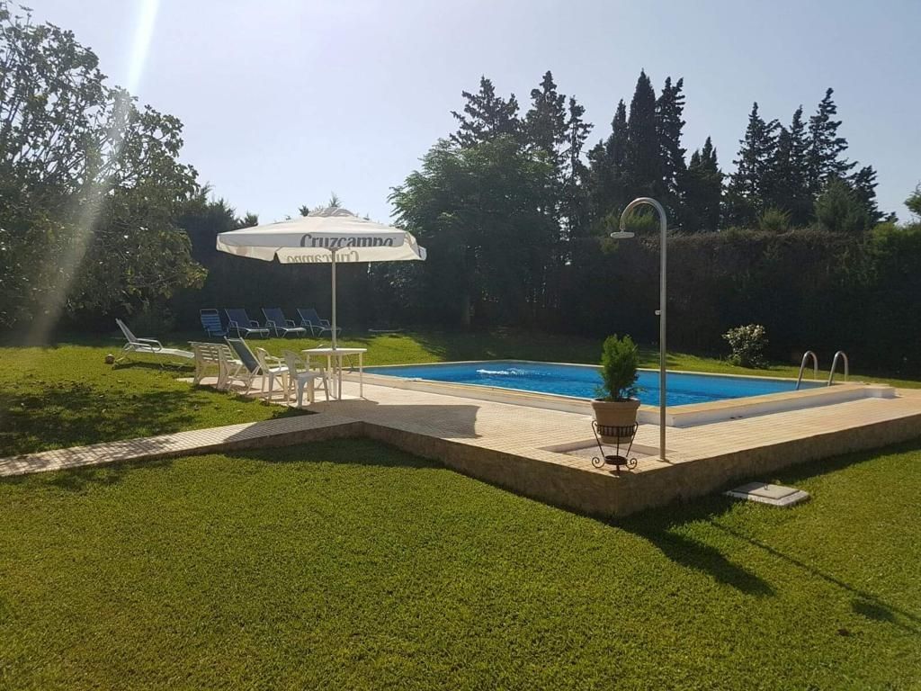 Swimming pool of House or chalet for sale in Chiclana de la Frontera  with Heating, Private garden and Storage room