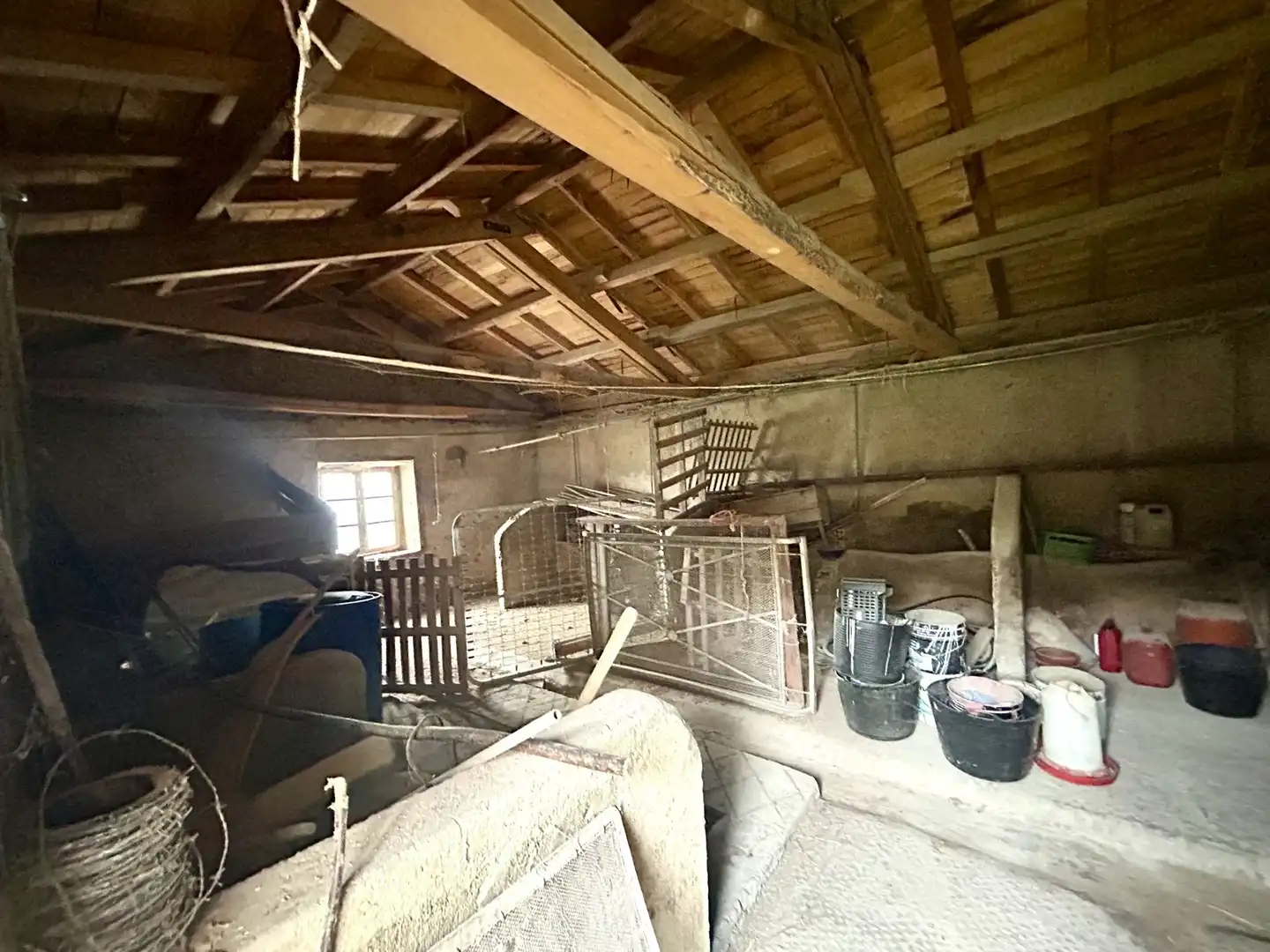 Finca rústica en venta en Riello con Calefacción