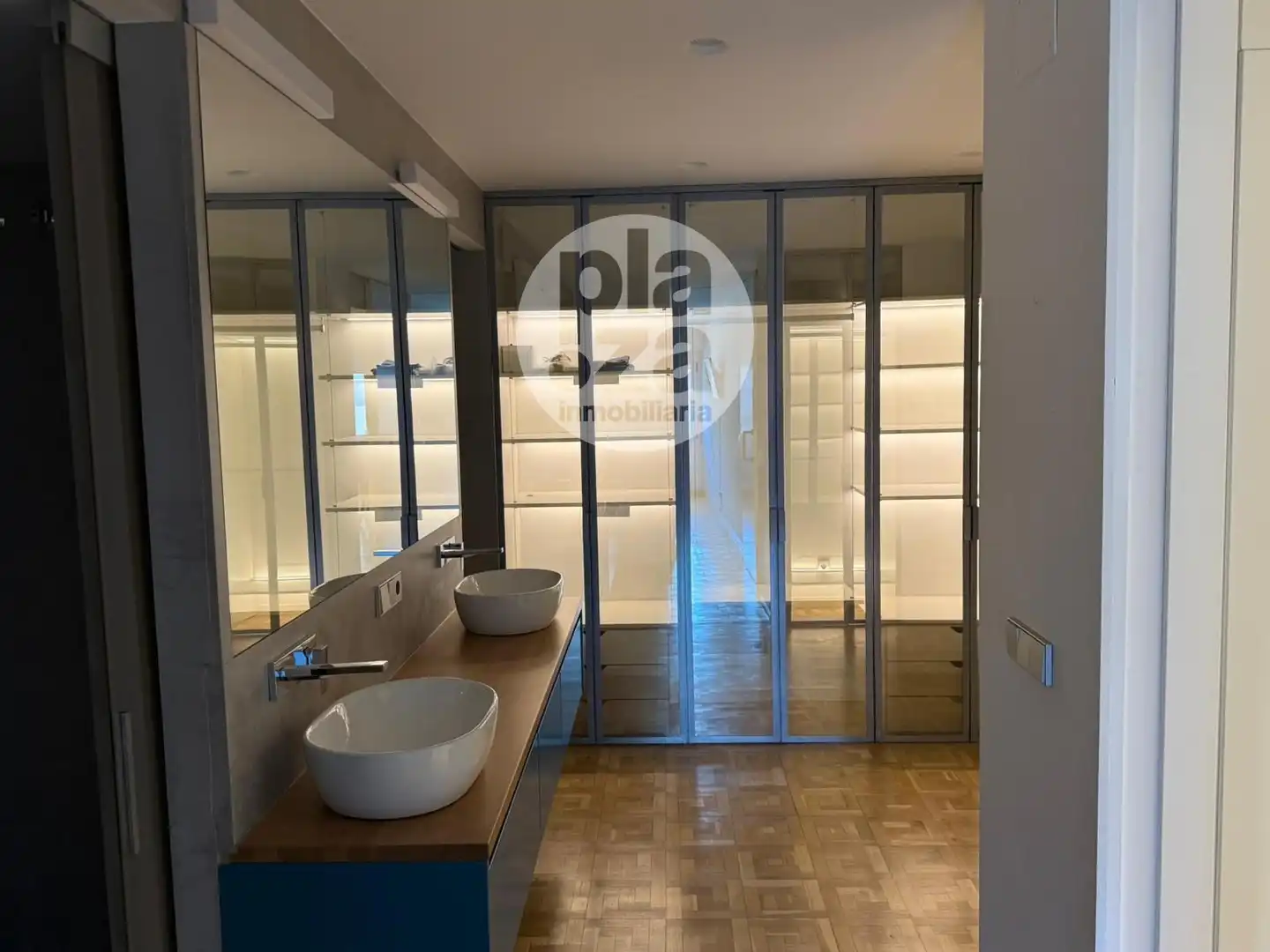 Bathroom of Flat for sale in Burgos  with Heating