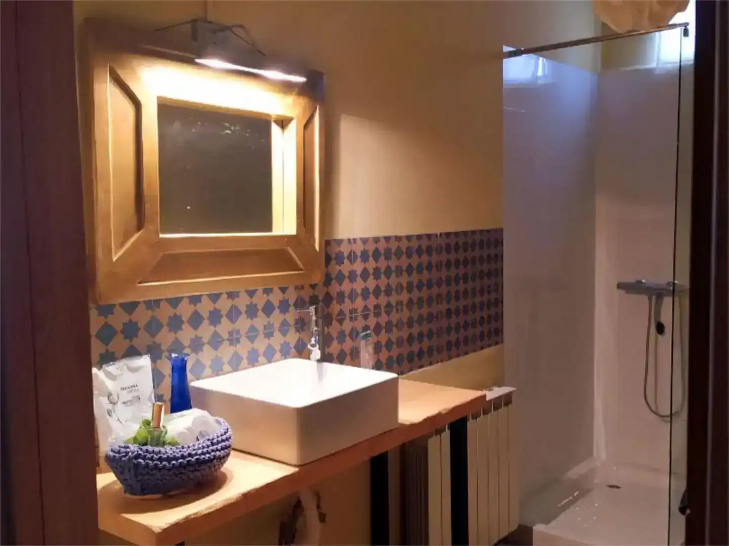 Bany de Casa o xalet en venda en Cea amb Jardí privat, Parquet i Traster