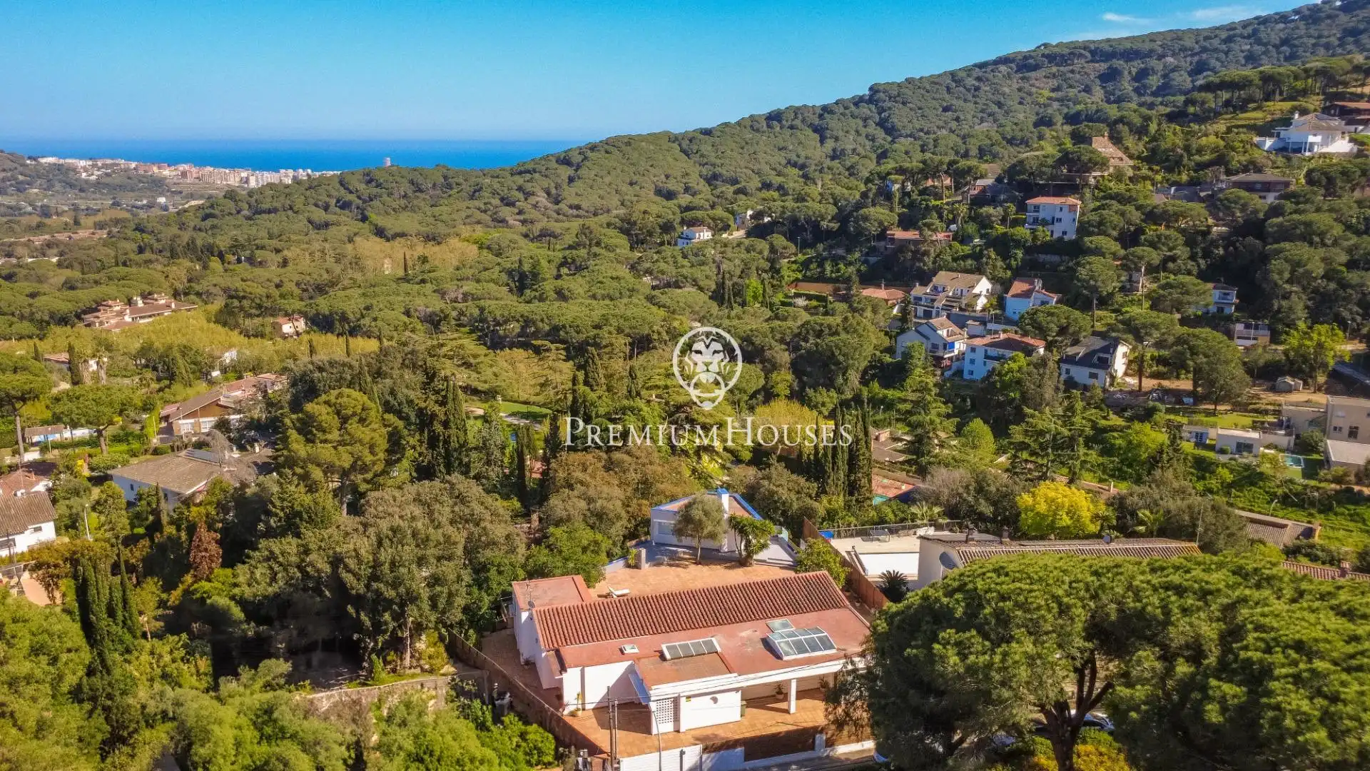 Exterior view of Houses for sale in Argentona  with Air Conditioner, Heating and Swimming Pool
