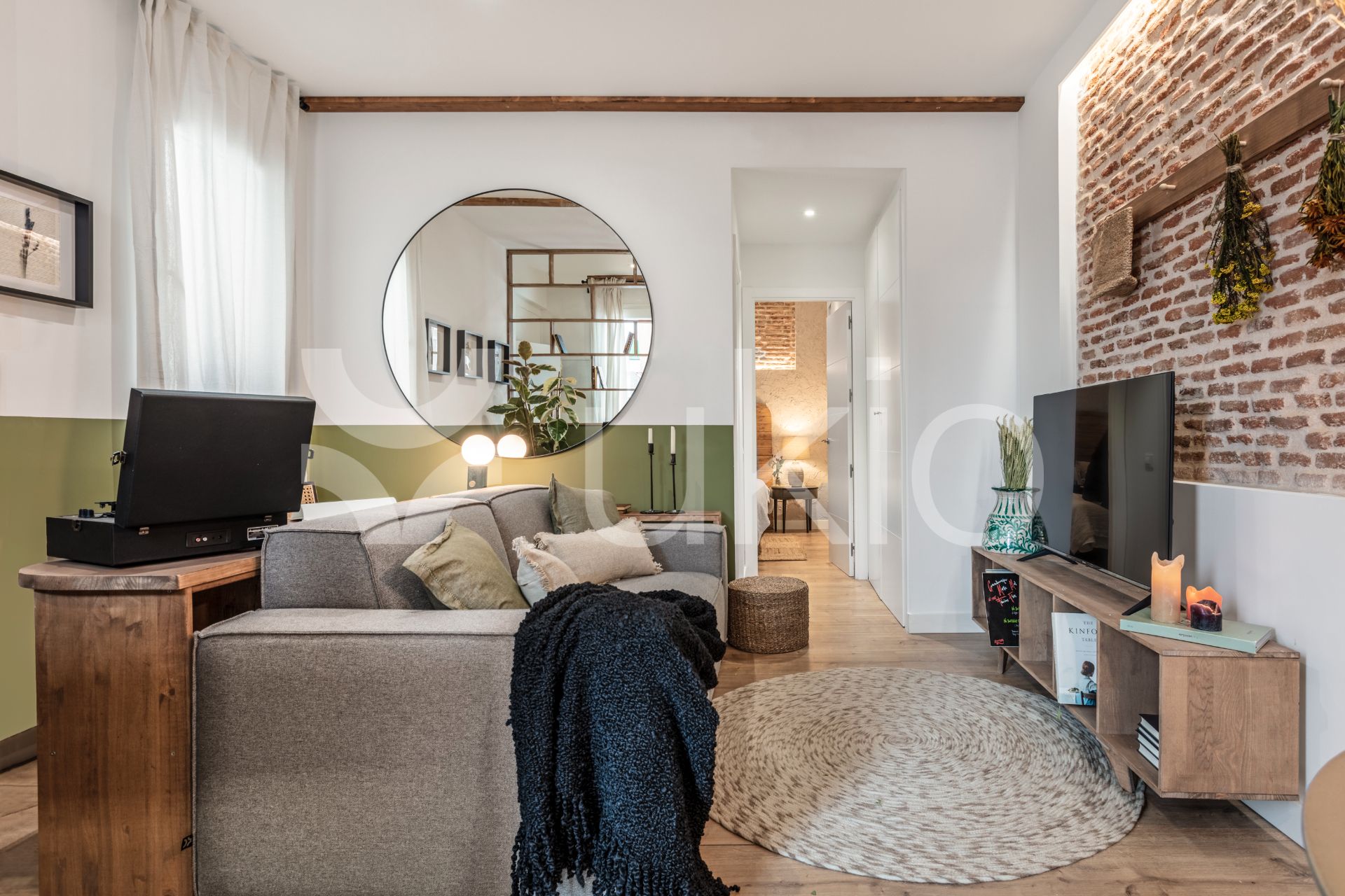 Sala d'estar de Apartament de lloguer en  Madrid Capital amb Aire condicionat, Terrassa i Moblat