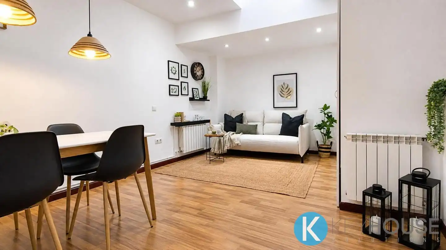 Living room of Duplexes for sale in San Fernando de Henares  with Air Conditioner