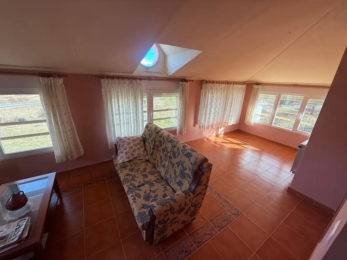 Sala de estar de Casa o chalet en venta en San Martín del Pimpollar con Calefacción, Jardín privado y Terraza