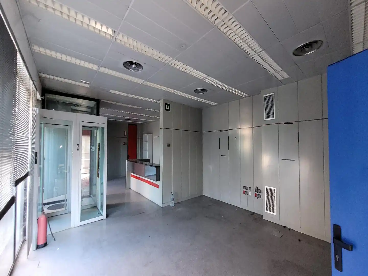 Industrial building for sale in PG PORTAZGO 64, imagen 4