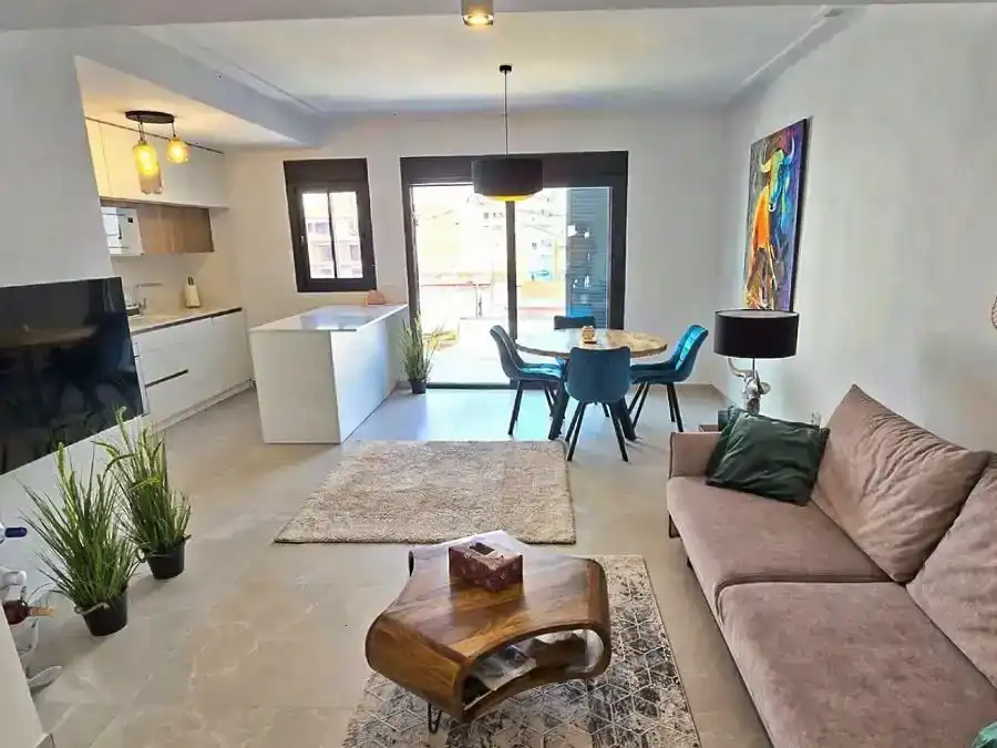 Wohnzimmer von Wohnungen zur Miete in Torrevieja mit Klimaanlage, Schwimmbad und Balkon