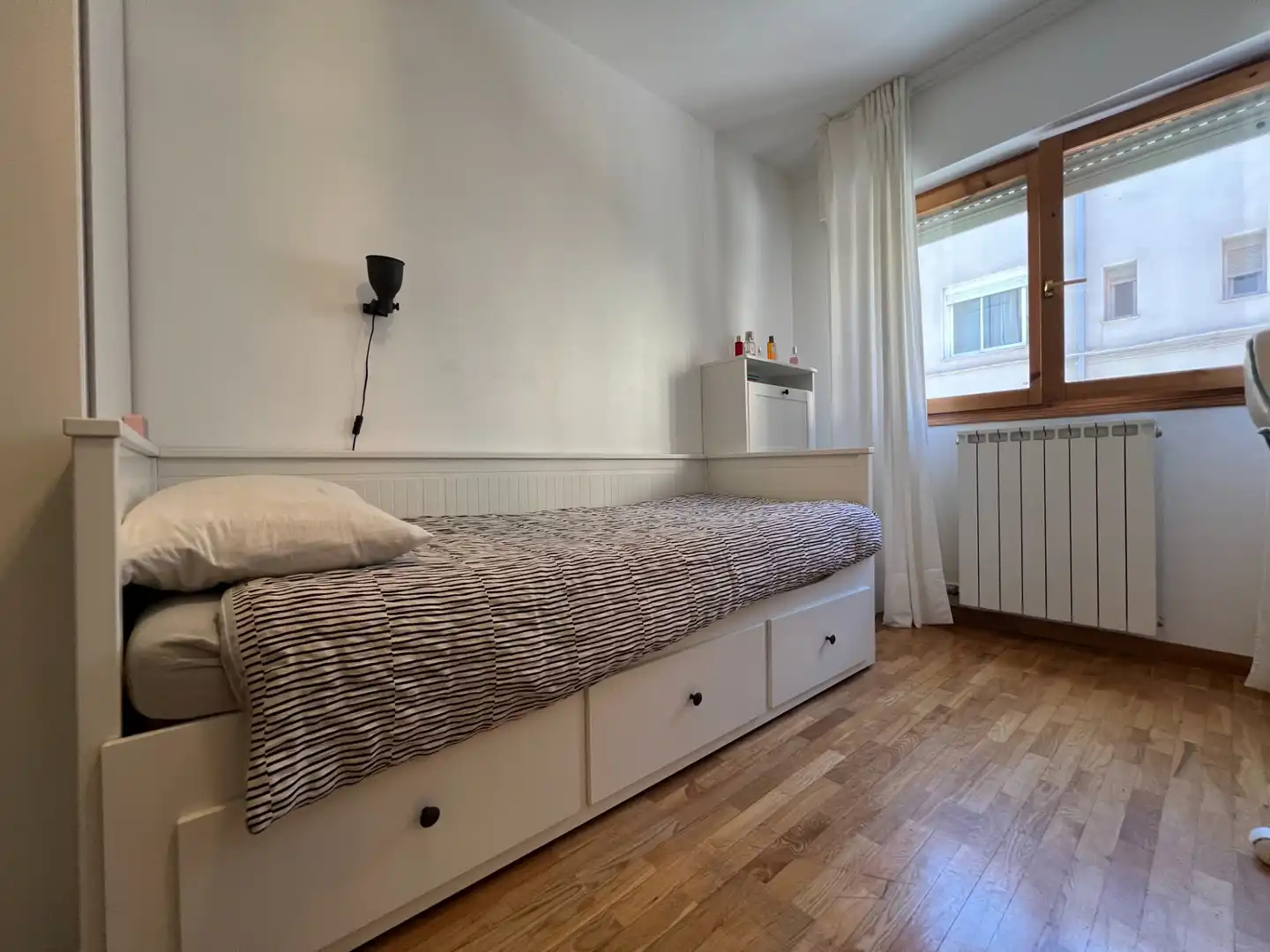 Dormitori de Pis en venda en Sabiñánigo amb Calefacció, Parquet i Terrassa