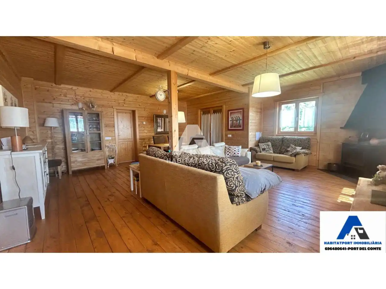 Sala de estar de Casa o chalet en venta en La Coma i la Pedra con Calefacción, Jardín privado y Parquet
