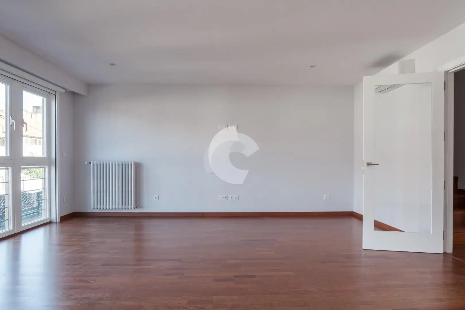 Sala d'estar de Casa adosada en venda en Ourense Capital  amb Jardí privat