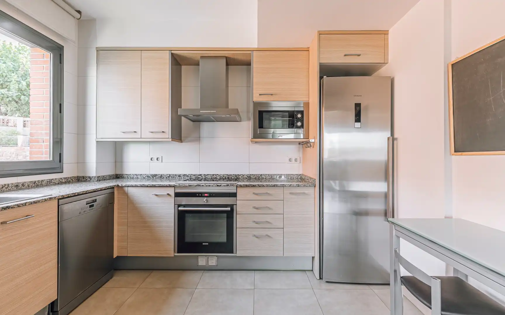 Flat for sale in Ignacio Iglesias, El Papiol