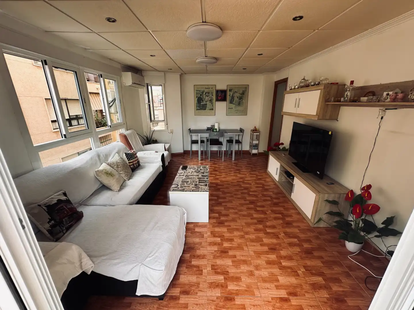 Piso con terraza en venta en Carrer d'Elx 41, imagen 4