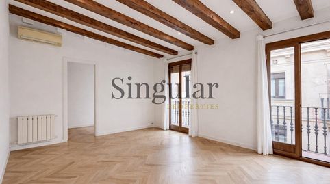 Foto 2 de Piso en venta en Carrer del Notariat, El Raval, Barcelona Capital