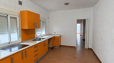 Foto 2 de Piso en venta en Marchena, Sevilla