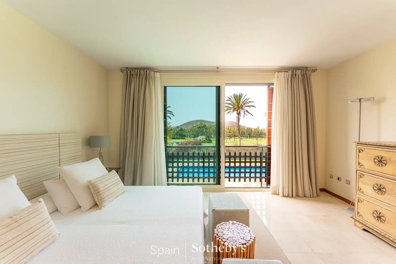 Habitación de Casa o chalet de alquiler en Arona con Aire acondicionado, Jardín privado y Terraza