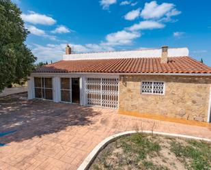 Vista exterior de Casa o xalet en venda en Roquetes amb Terrassa i Piscina