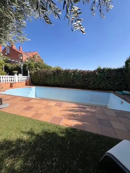 Houses for sale in ANTARTIDA, Las Conejeras - Esparragal
