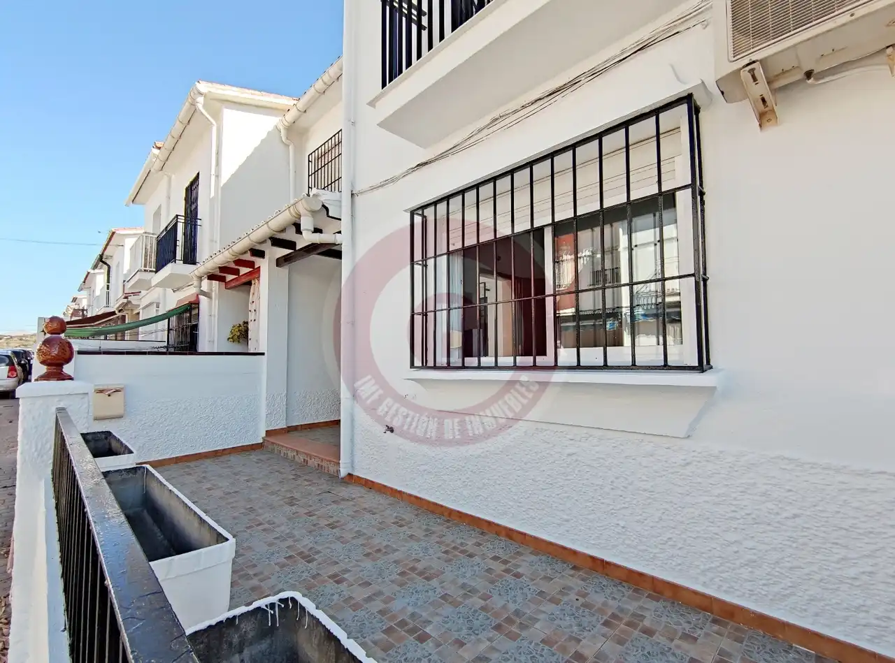 Casa adosada en venda a Calle Cruz del Cordero, 26, Norte - Barrio del Pilar - El Reñidero